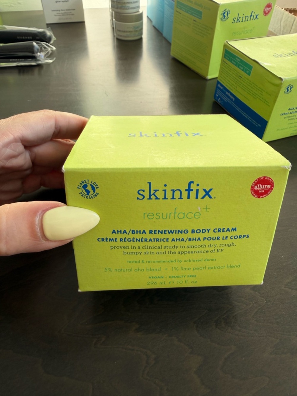 Skinfix Resurface AHA/BHA Renewing Body Cream